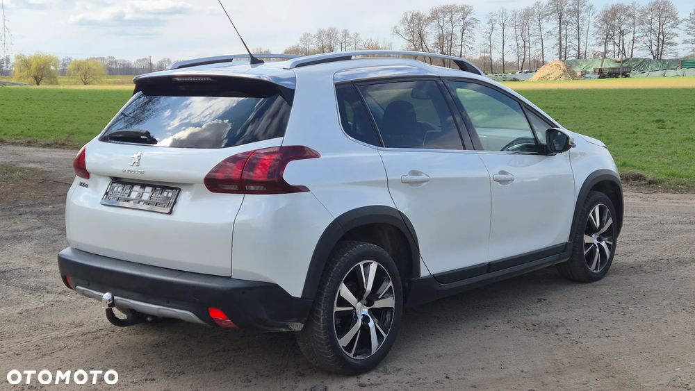 Peugeot 2008 PureTech 110 GPF Stop&Start EAT6 Allure - 5