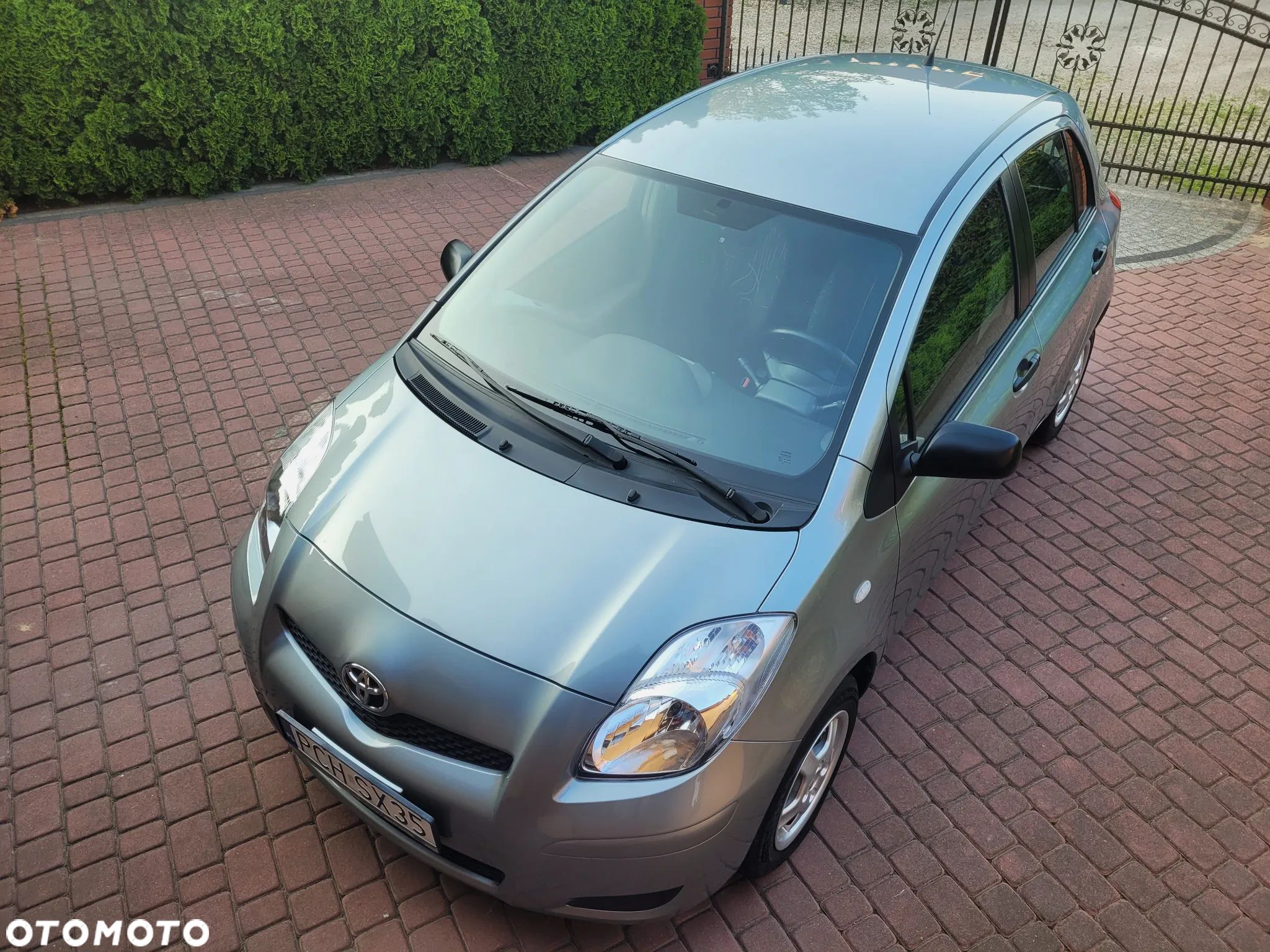 Toyota Yaris 1.0 Luna - 1