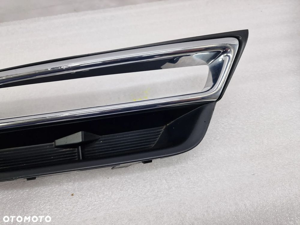 HONDA CR-V CRV 5 17- PRAWA KRATKA BOCZNA ZDERZAKA PRZEDNIEGO PRZÓD , NR 71107-TNY-G0 , NR AUKCJI C/73 - 4