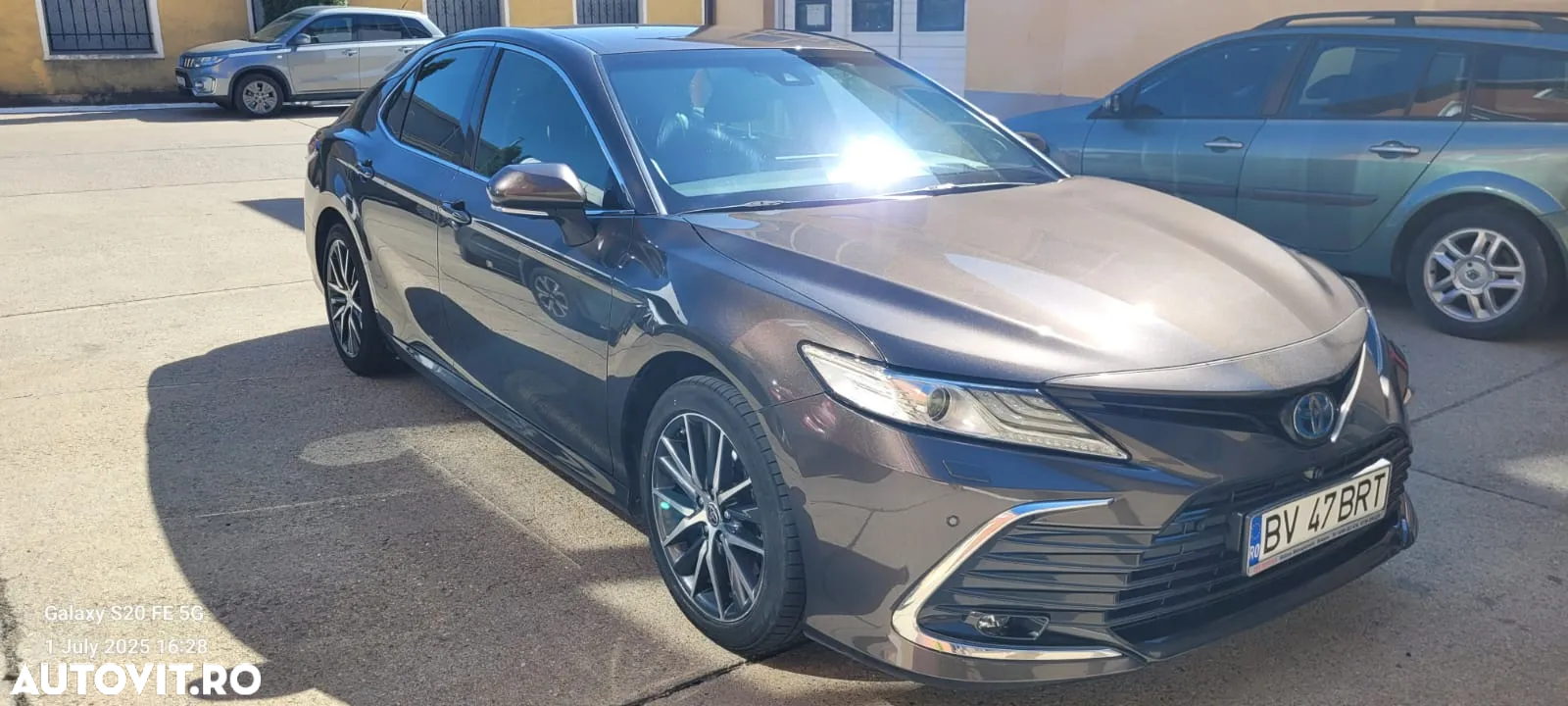 Toyota Camry - 13