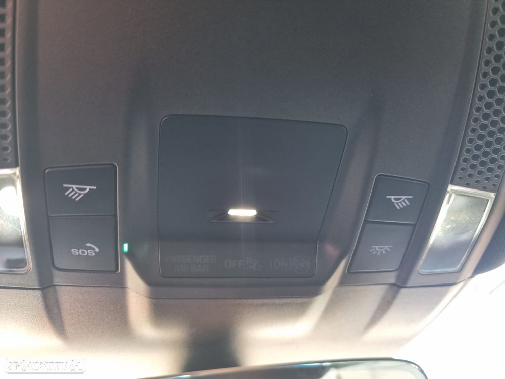 Porsche Taycan Standard - 28