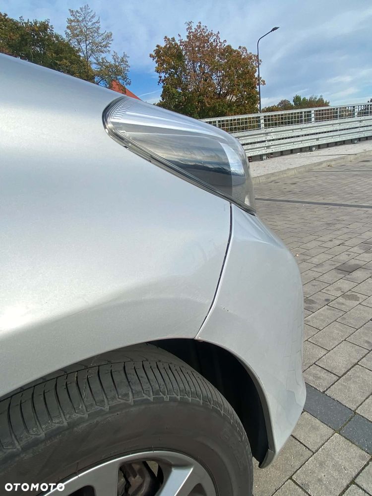 Toyota Yaris 2014 photo 4