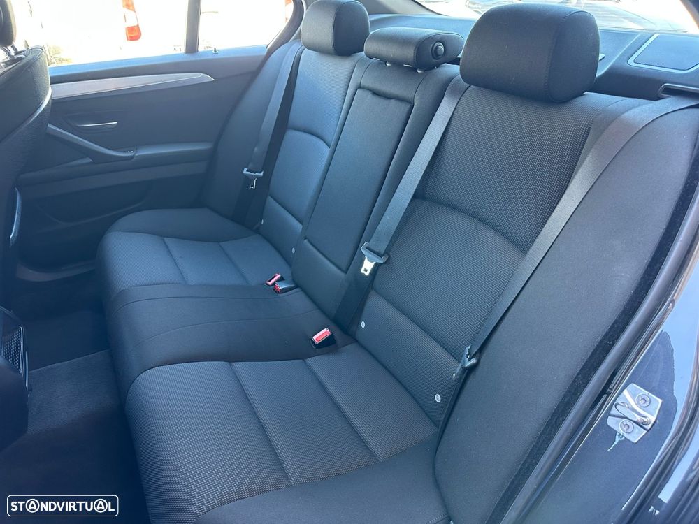 BMW 520 d Auto - 15