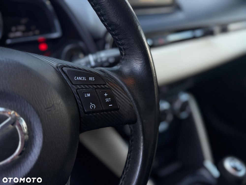 Mazda 2 SKYACTIV-G 90 White Edition - 15