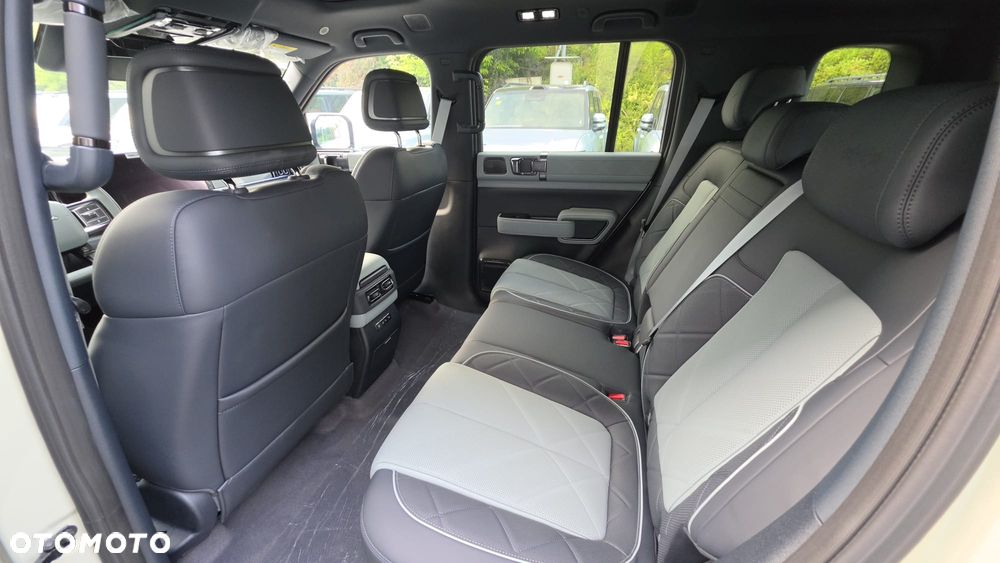 BYD Leopard 5 - 17