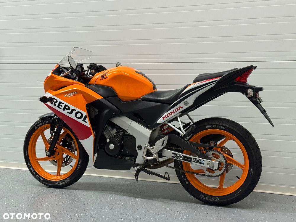 Honda CBR - 12