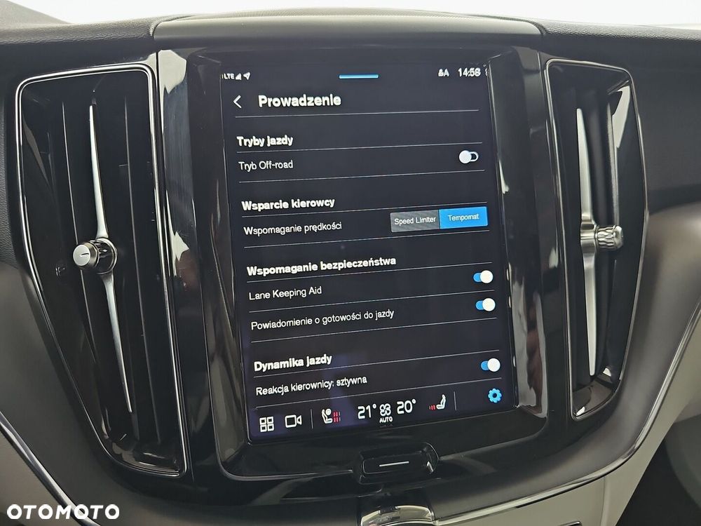 Volvo XC 60 - 30