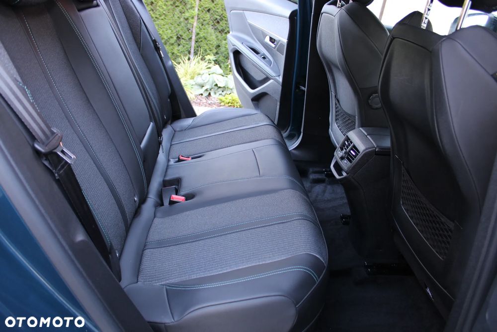 Peugeot 3008 1.6 PureTech HYbrid Allure S&S EAT8 - 9