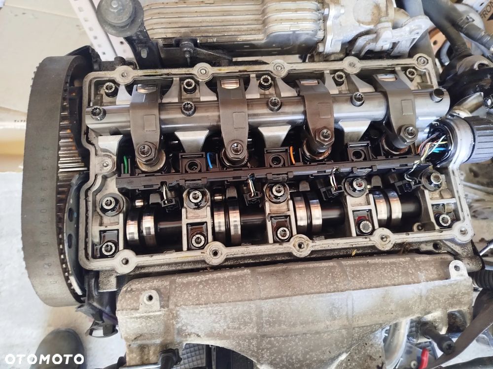 VW Passat B6 2.0 TDI BKP silnik słupek - 4