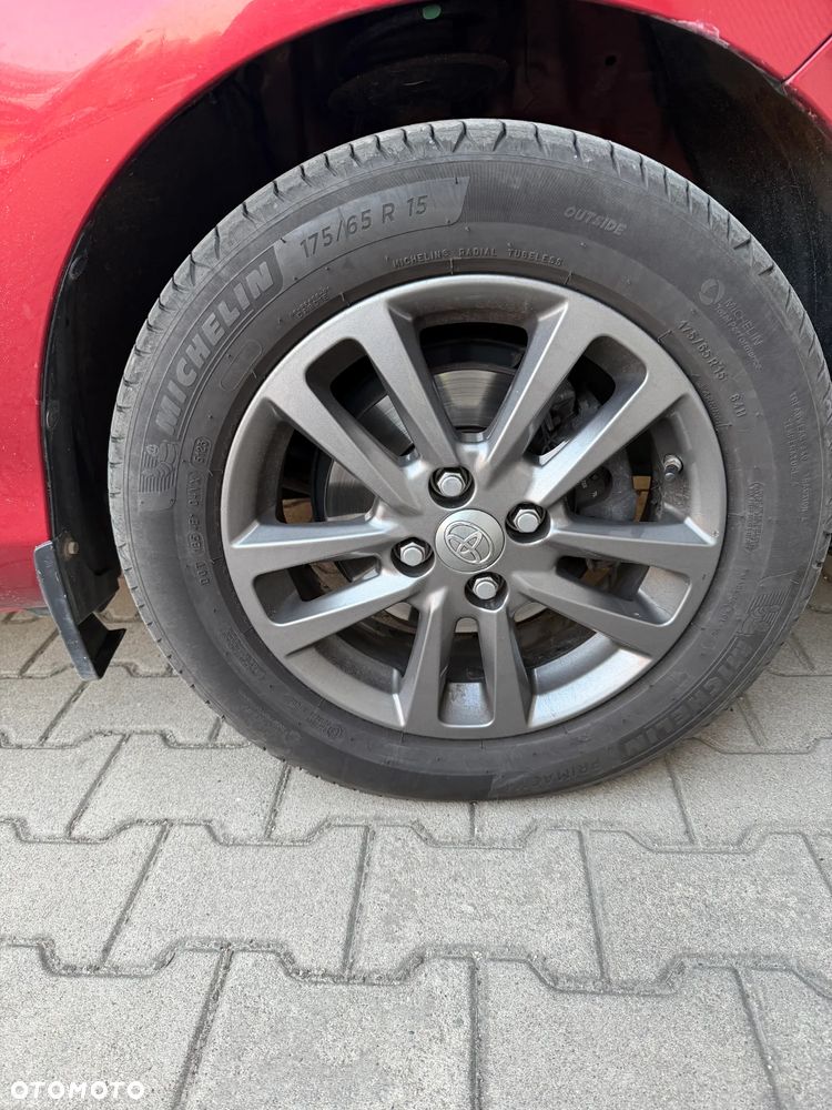 Toyota Yaris 1.33 Active - 6