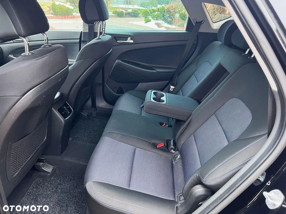 Hyundai Tucson blue 1.7 CRDi 2WD Style - 20