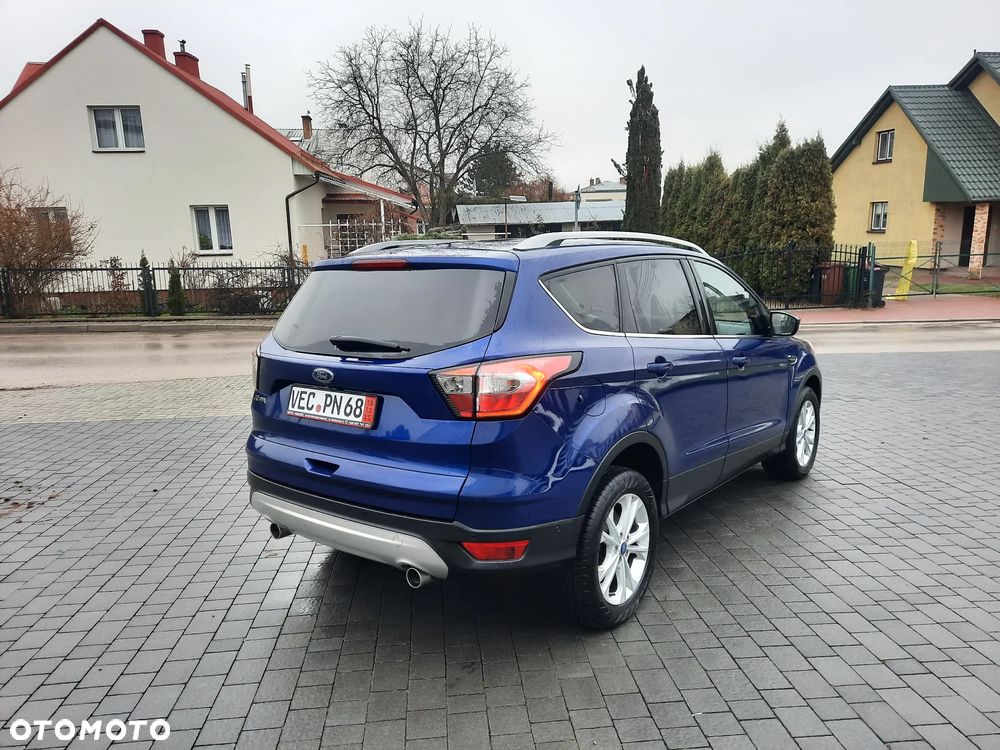 Ford Kuga 2.0 TDCi 2x4 Titanium - 7