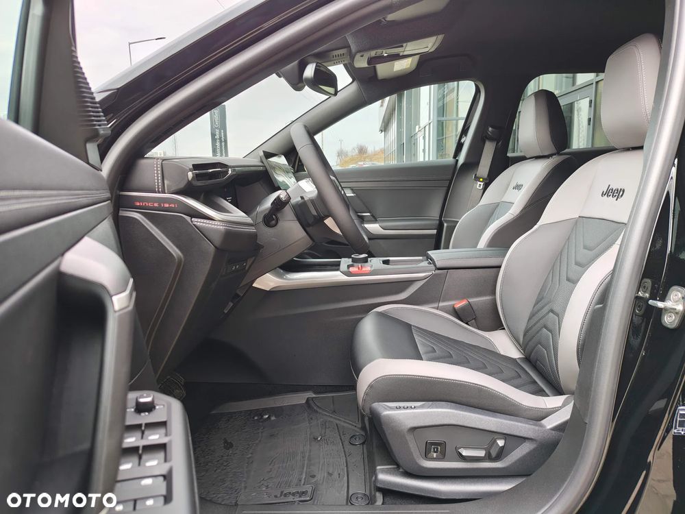 Jeep Compass - 9