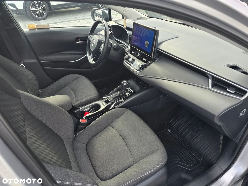 Toyota Corolla 1.8 Hybrid Comfort - 19