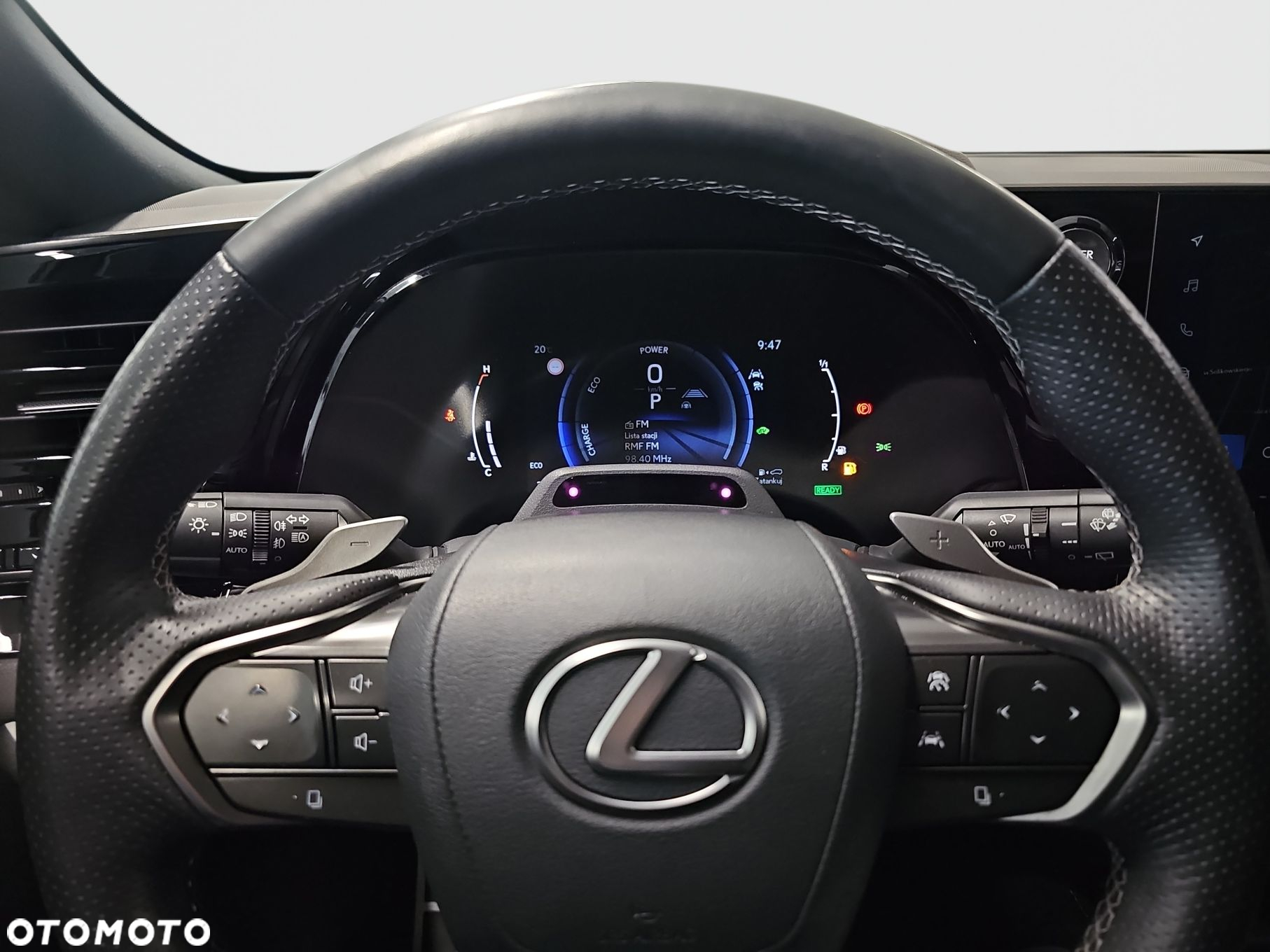 Lexus RX - 21
