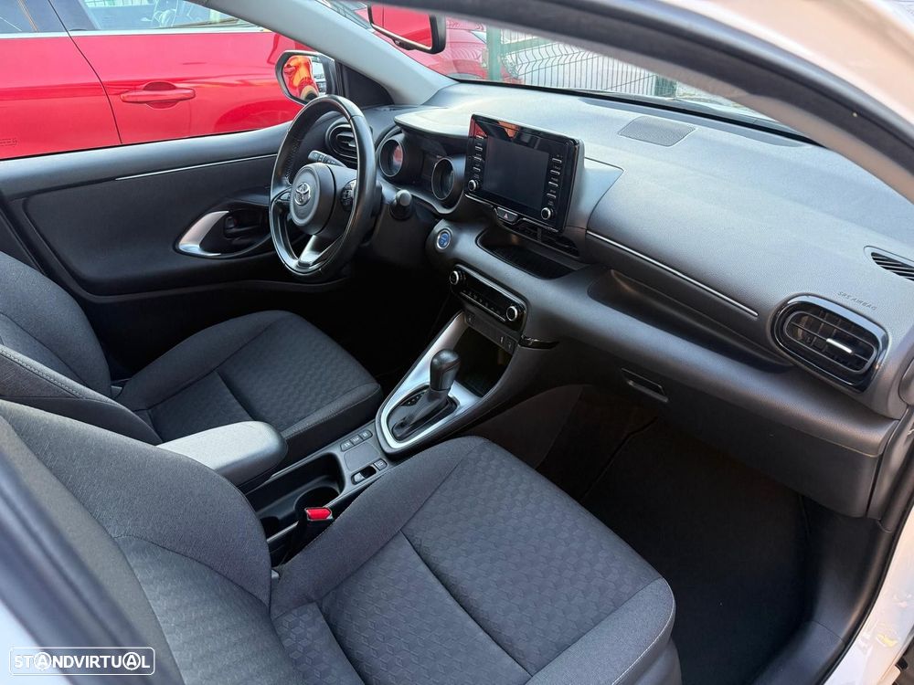Toyota Yaris 1.5 HDF Comfort Plus - 4