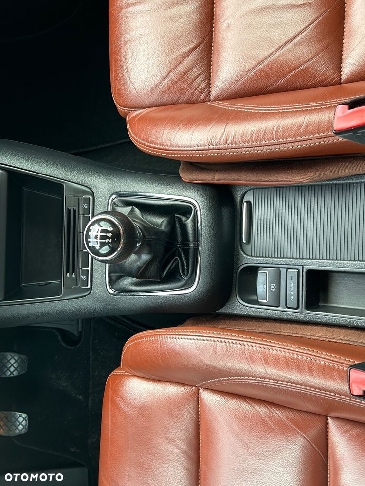 Volkswagen Tiguan - 28