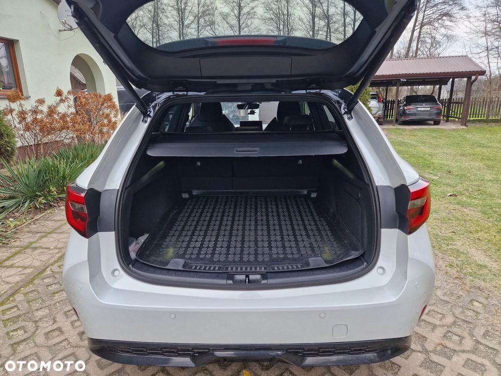 Toyota Corolla 2.0 Hybrid GR Sport - 8