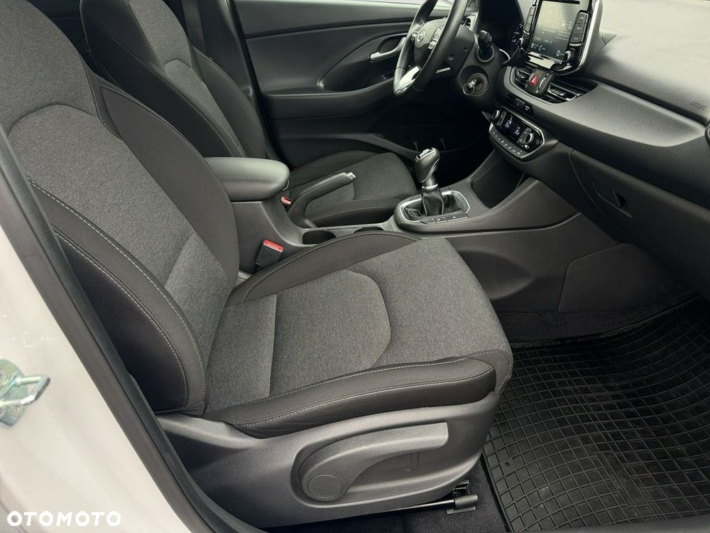 Hyundai i30 1.0 T-GDI Smart - 25