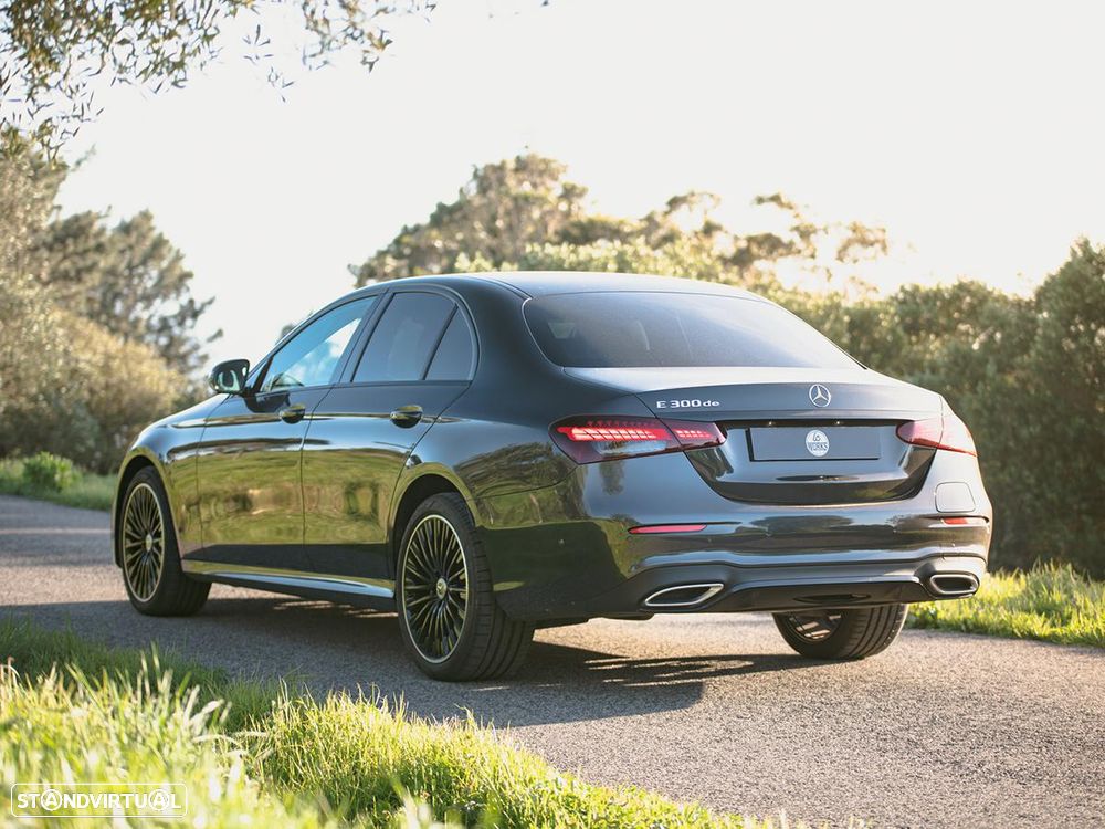 Mercedes-Benz E 300 de 9G-TRONIC AMG Line - 4