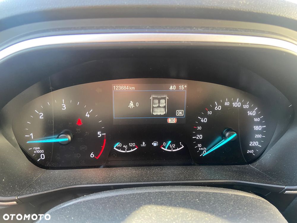 Ford Focus 1.5 TDCi DPF Start-Stopp-System Business - 11