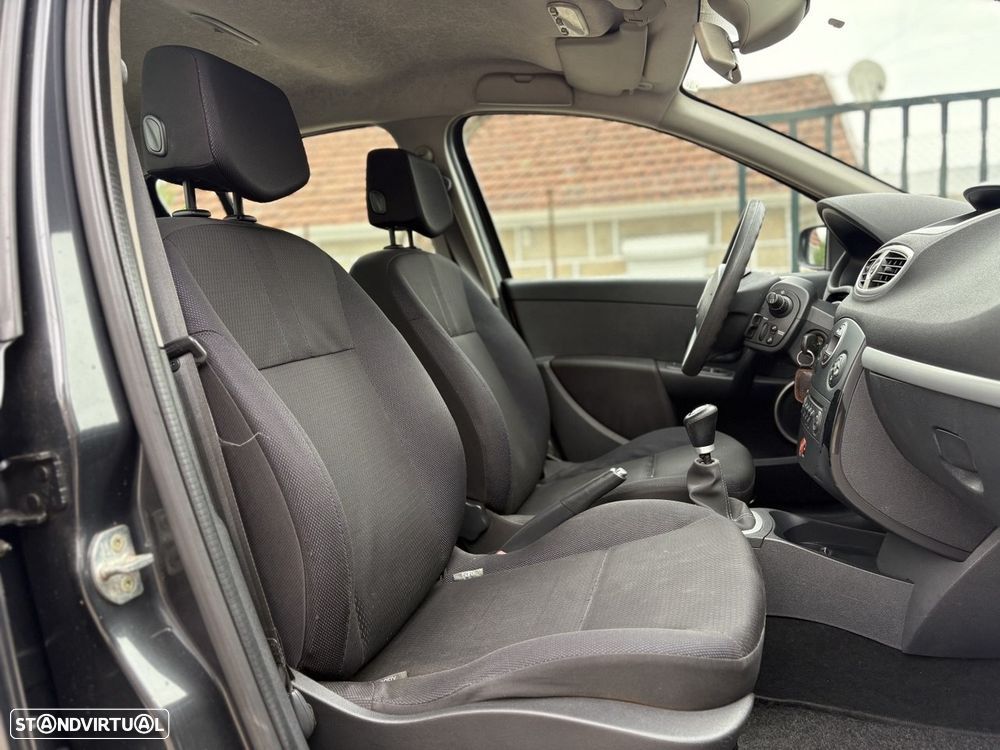 Renault Clio 1.2 16V Dynamique - 6