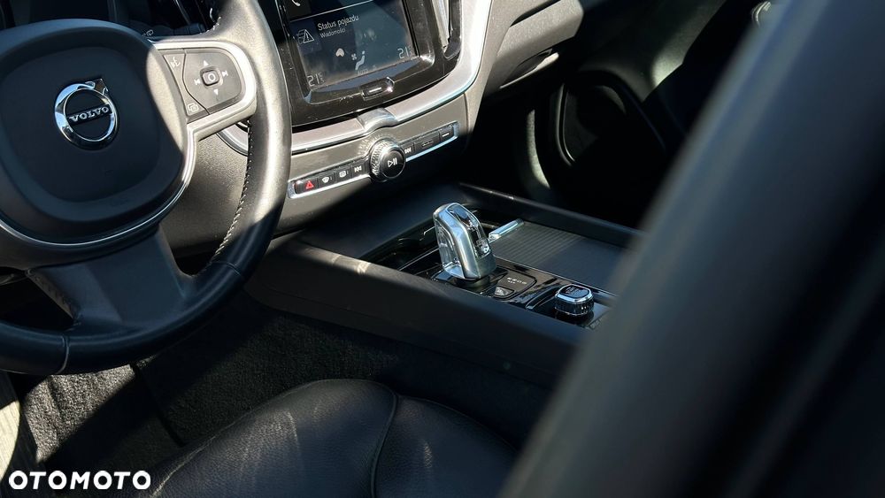 Volvo XC 60 - 18