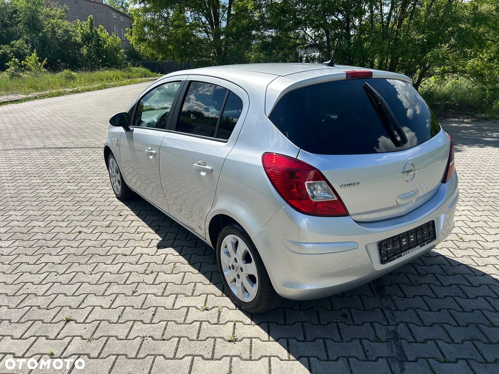 Opel Corsa 1.4 16V Enjoy - 7
