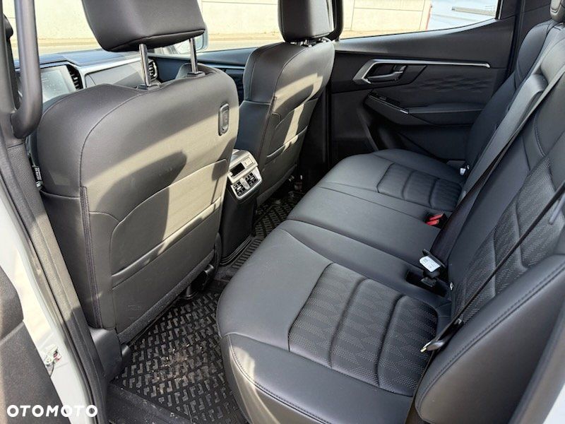 Isuzu D-Max - 4