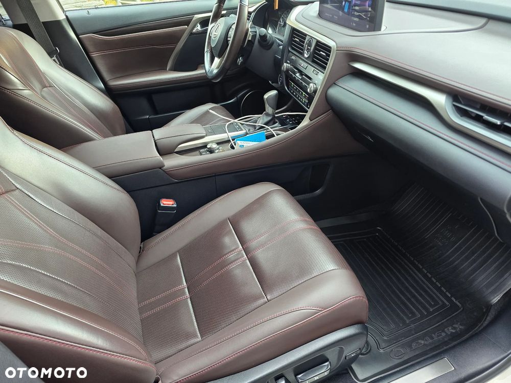 Lexus RX - 31