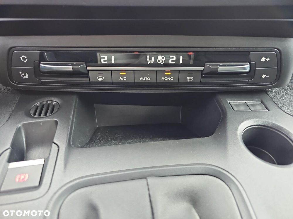 Peugeot Rifter - 27