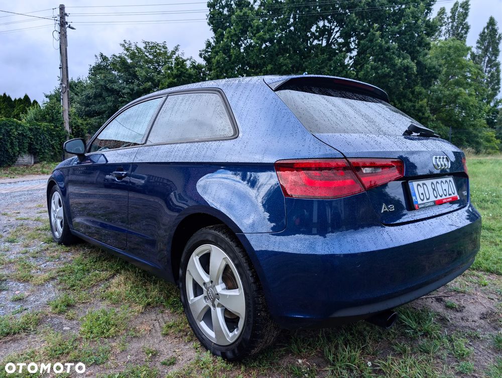 Audi A3 3-drzwiowe 1.6 TDI DPF Ambition - 4