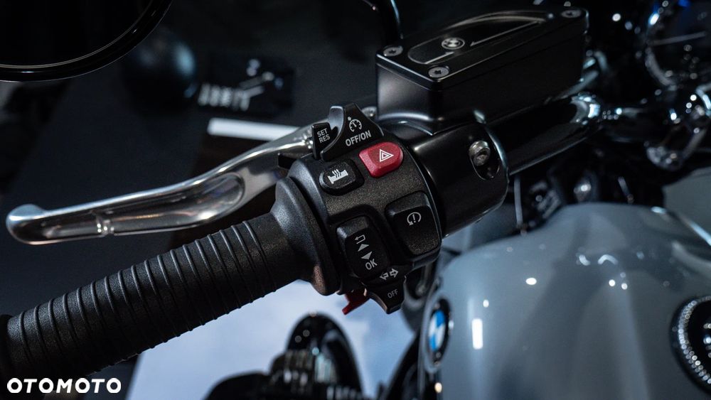 BMW R - 7