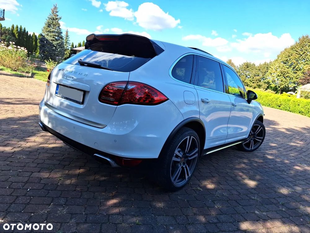 Porsche Cayenne - 8