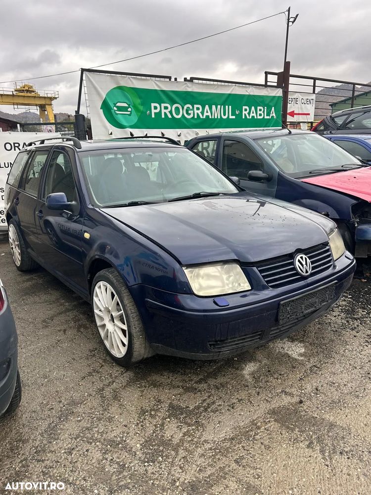 Dezmembrez Volkswagen Bora 2000 BREAK 1.9 TDI ,COD MOTOR: AJM - 2