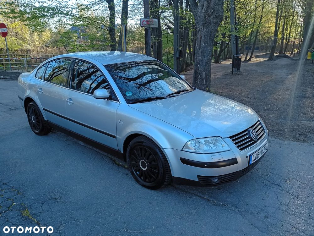 Volkswagen Passat 1.6 GL - 5