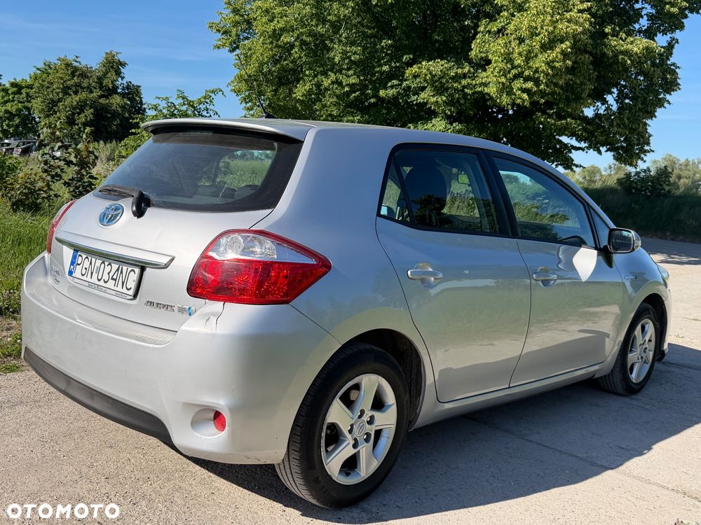 Toyota Auris 1.8 HSD Sol - 20