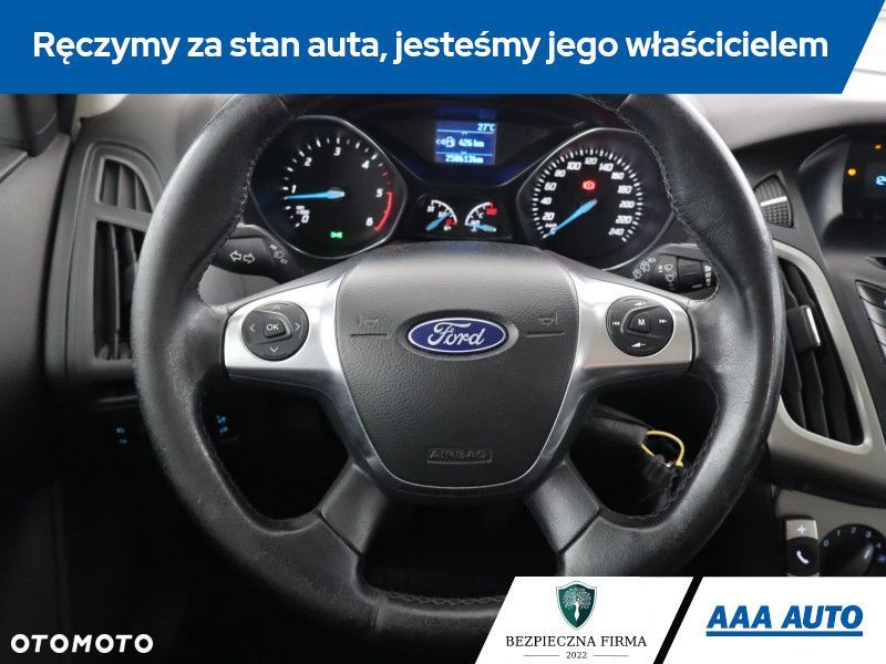 Ford Focus SW - 17