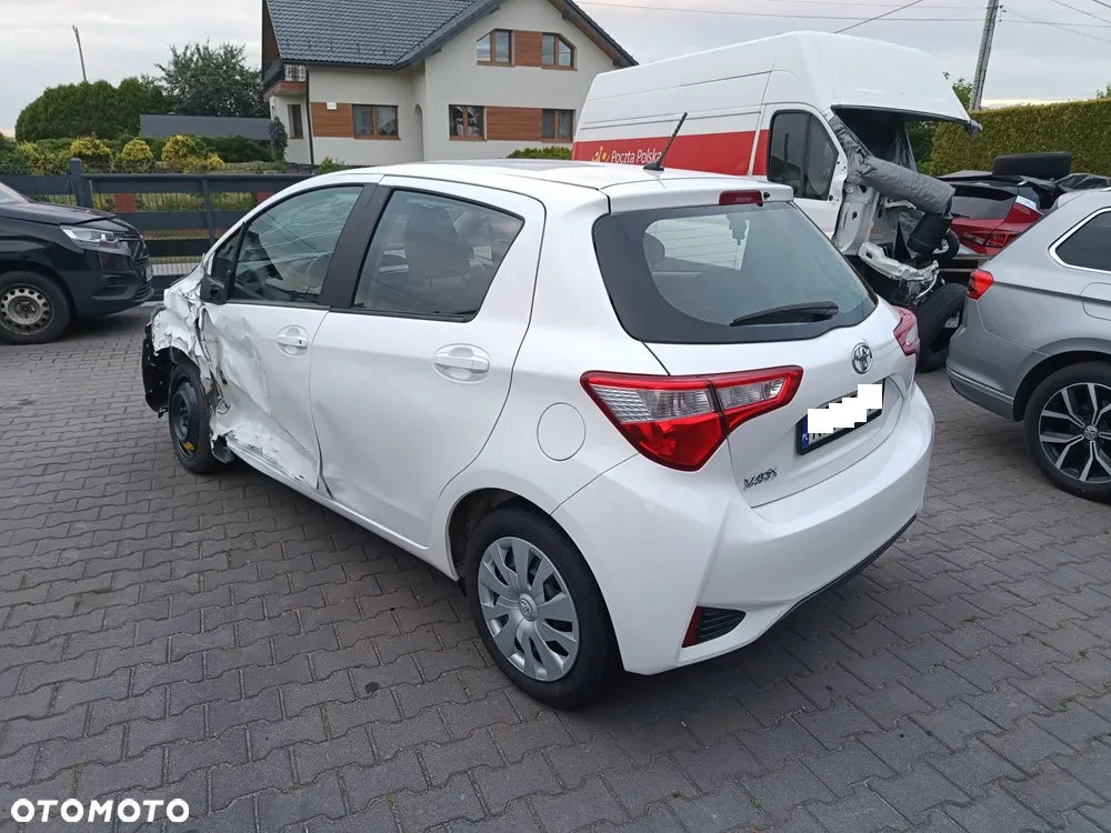Toyota Yaris 1.0 Active - 3