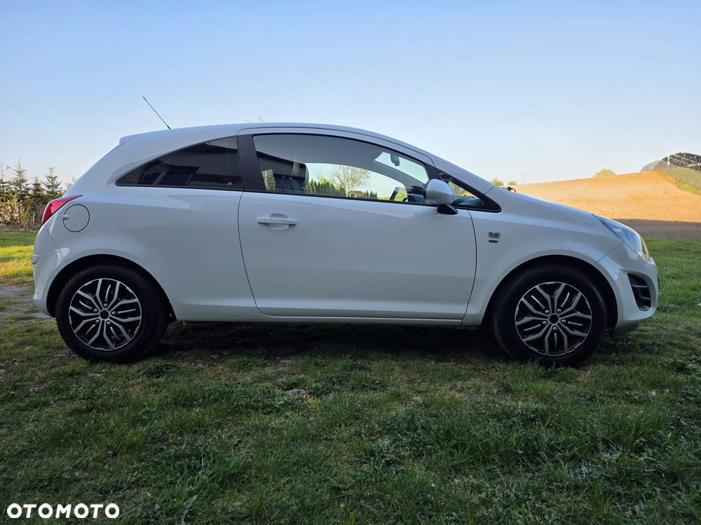 Opel Corsa 1.4 16V Edition - 3