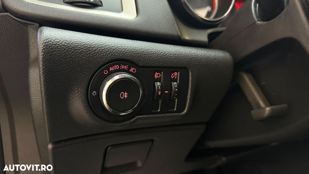 Opel Astra - 18