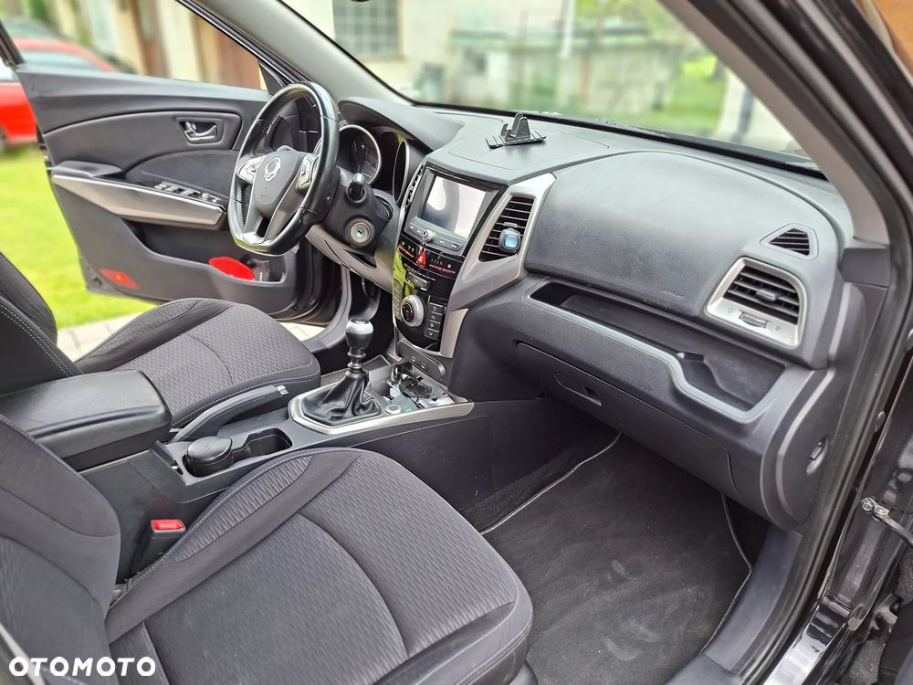 SsangYong/KGM Tivoli 1.6 Quartz - 32