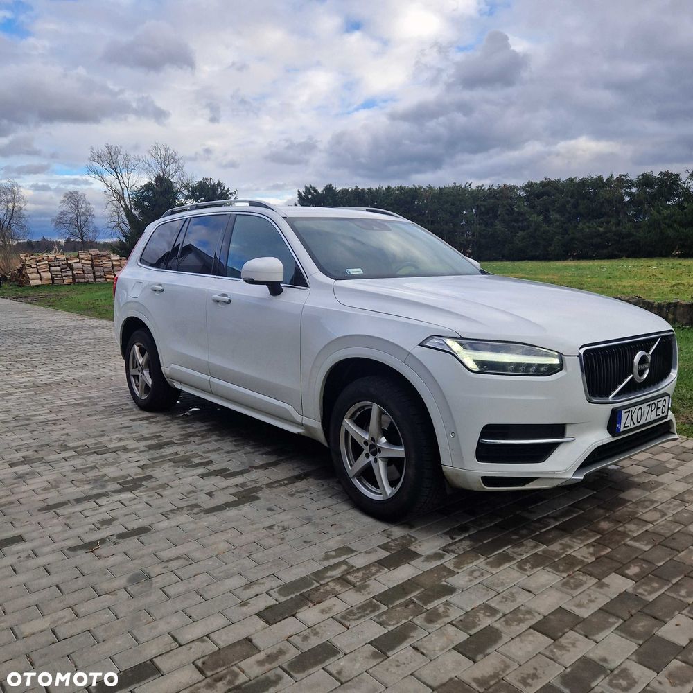 Volvo XC 90 - 1