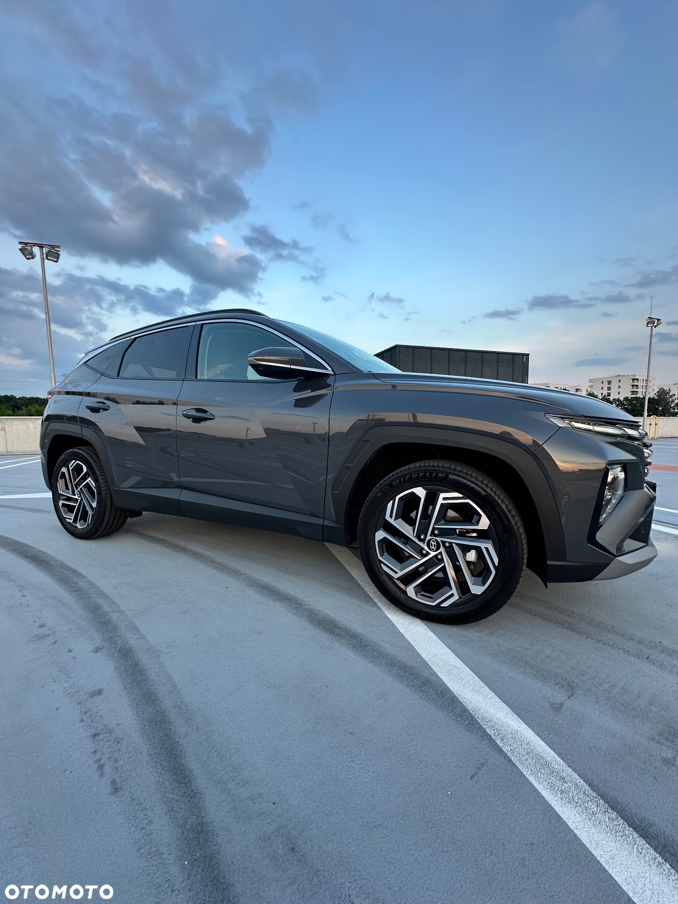 Hyundai Tucson - 8