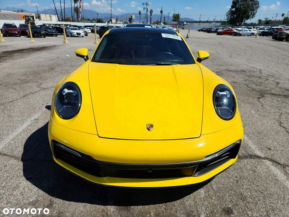 Porsche 911 Carrera 4S PDK - 2