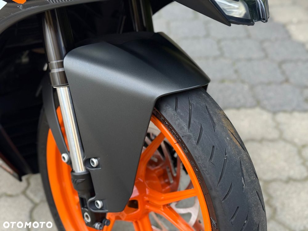 KTM RC 125 - 10
