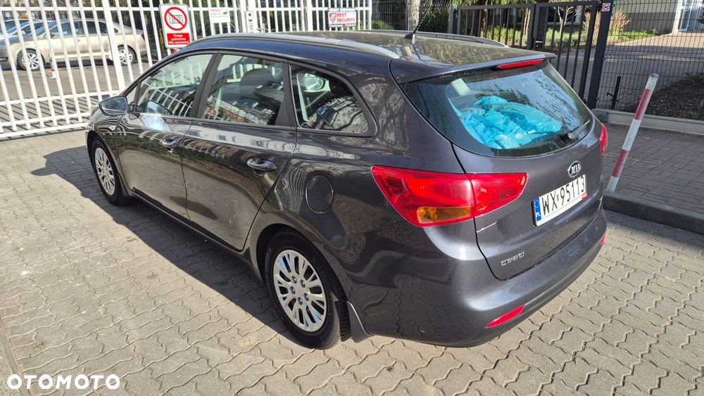Kia Ceed 1.6 CRDi M DCT - 13