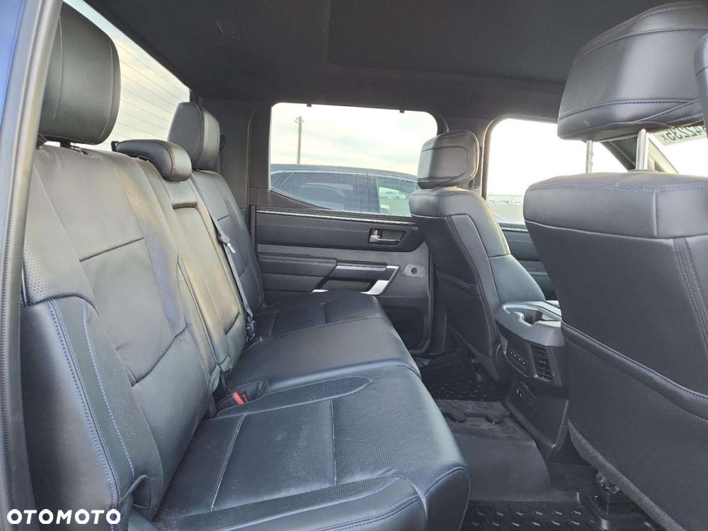 Toyota Tundra - 11