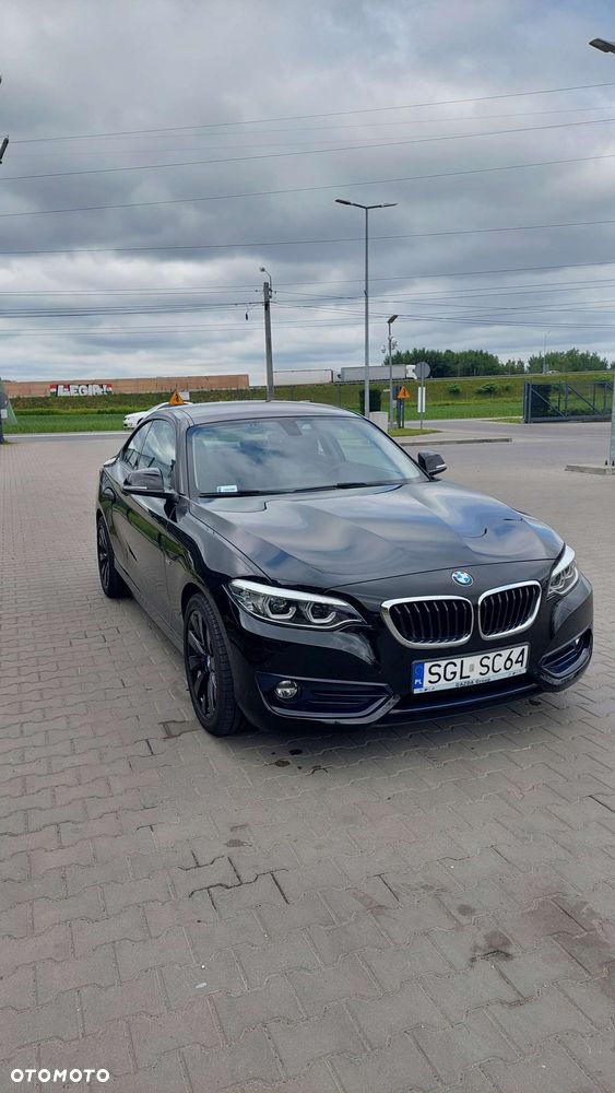 BMW Seria 2 220i sport - 1