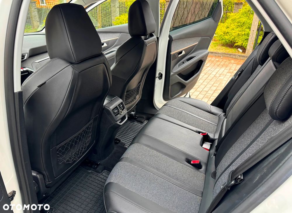 Peugeot 3008 BlueHDi 130 Stop & Start Allure Business-Paket - 12